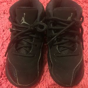 Toddler girl Jordan’s size 9